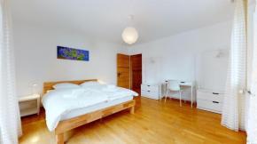 Apartment in Crans-Montana for 7 persons, covered parking